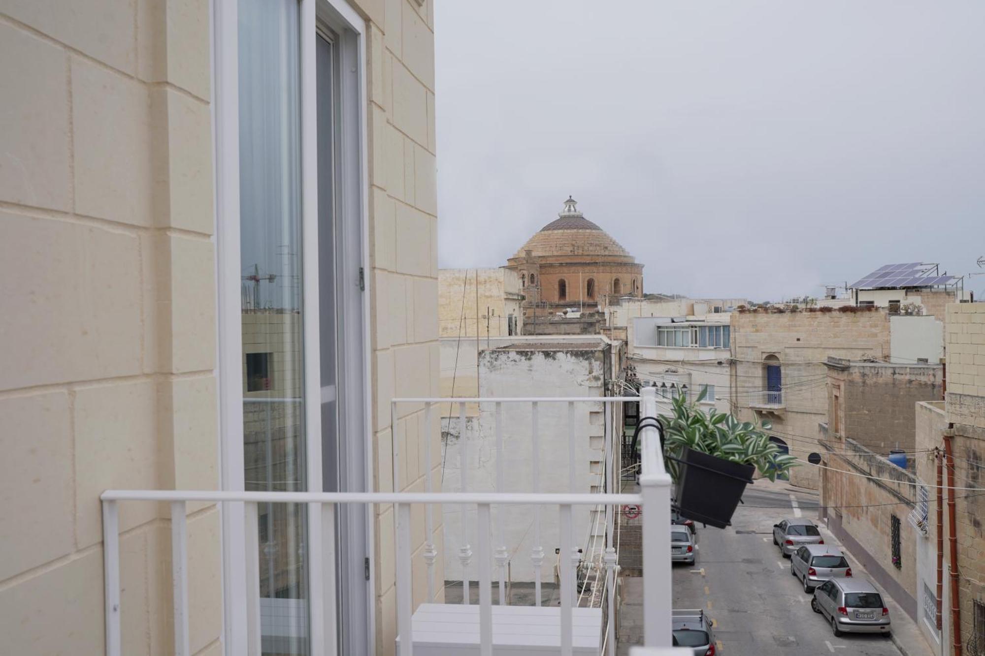 Affordable Central Malta Summer Retreat Mosta Exterior photo
